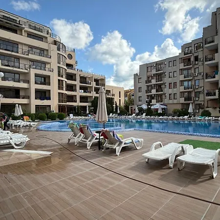 With Pool View Apartment Sunny Beach